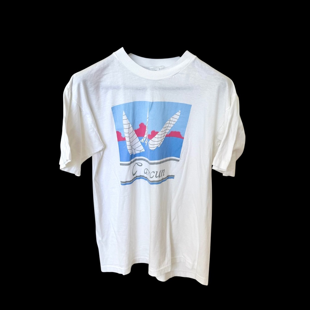 Vintage 90's Cancun Sailboat Graphicโ T-Shirt White Cotton Mens Large Single St